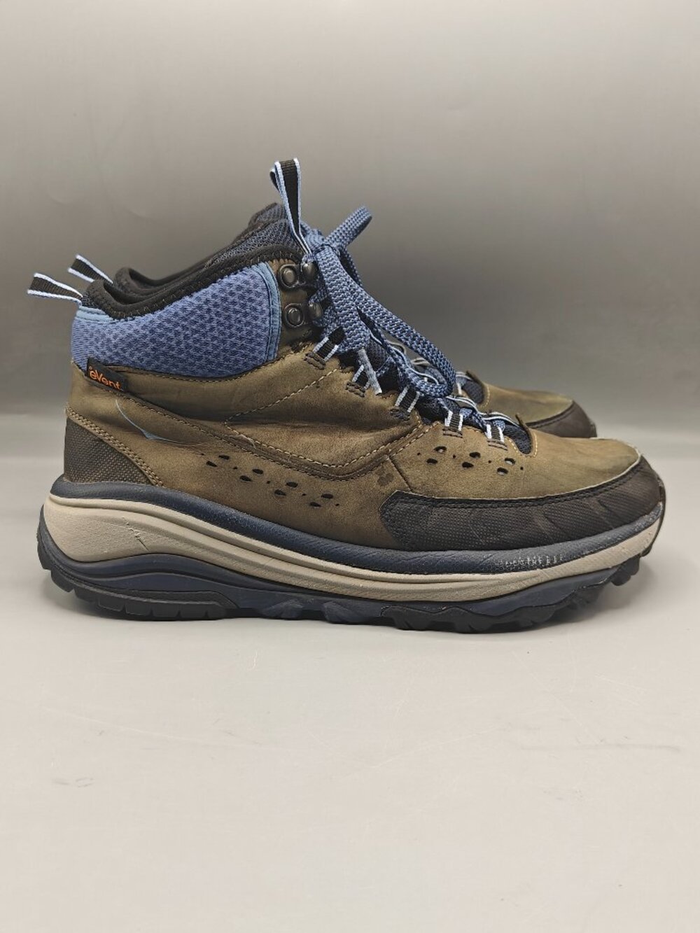 Hoka One One Tor Summit Mid Boots Women’s Size US 9.5 Waterproof Hiking Shoes